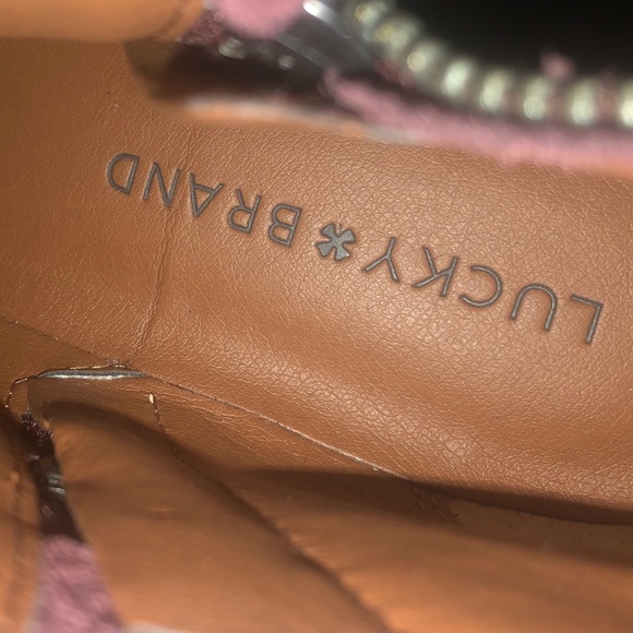 Lucky Brand Maroon Ankle Boots Sz5.5 - Picture 4 of 7